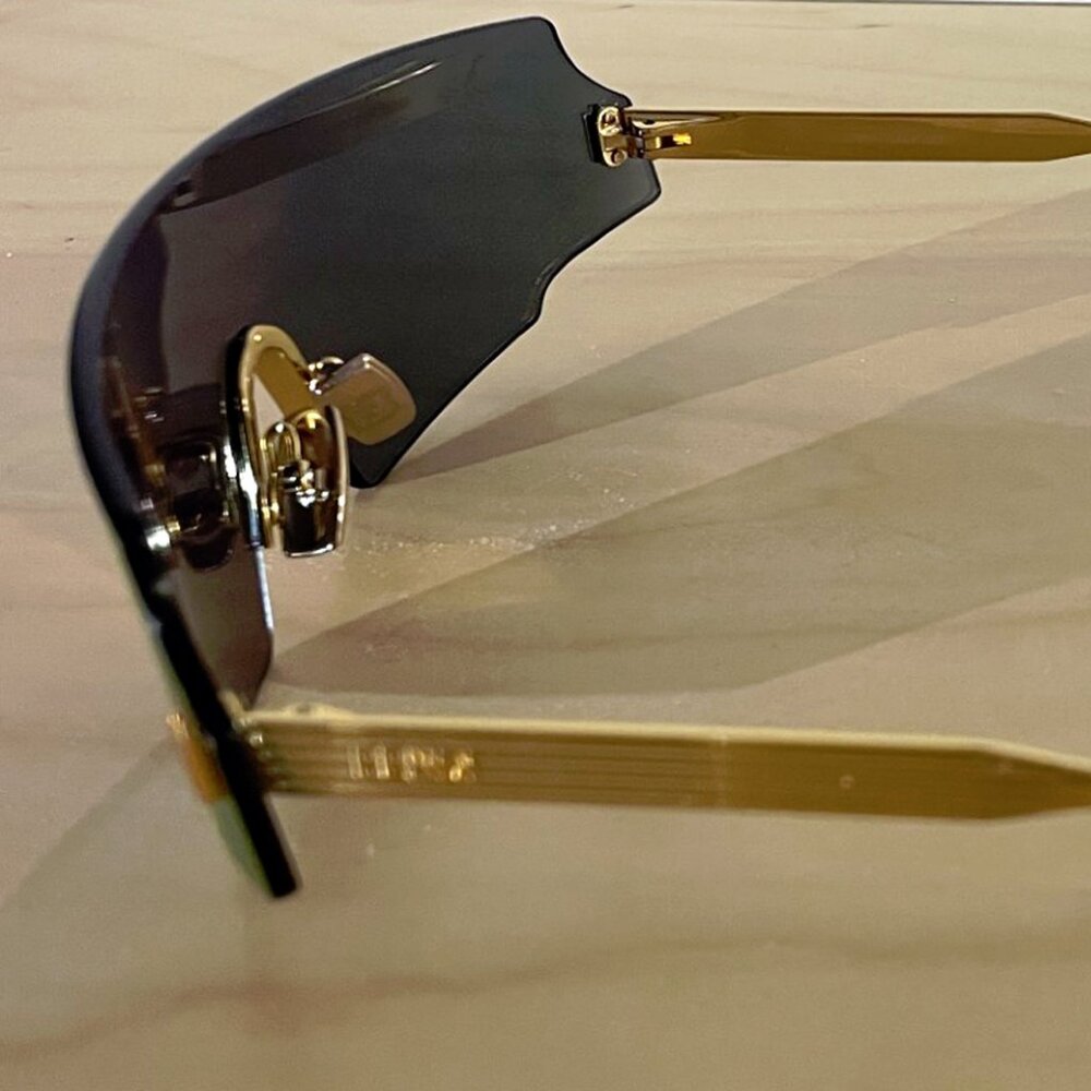 Fendi Sport Sunglass - Picture 6 of 6